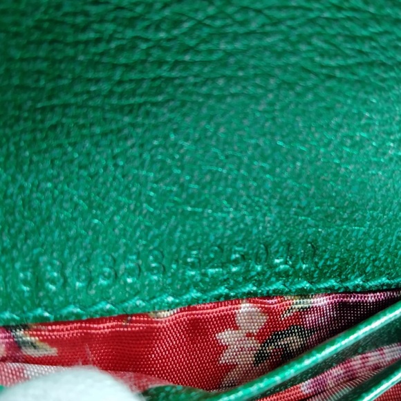 Gucci Laminated Nappa Trapuntata Card Case/Wallet GG Logo in Jasmine Green - Picture 7 of 8